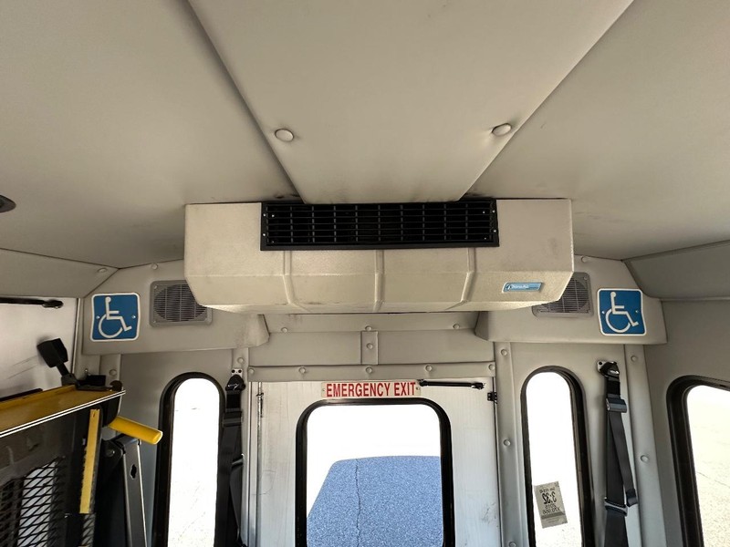 Ford Transit Cutaway Vehicle Full-screen Gallery Image 27