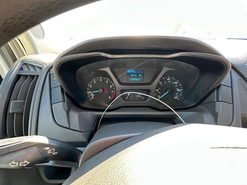 Ford Transit Cutaway Vehicle Full-screen Gallery Image 28