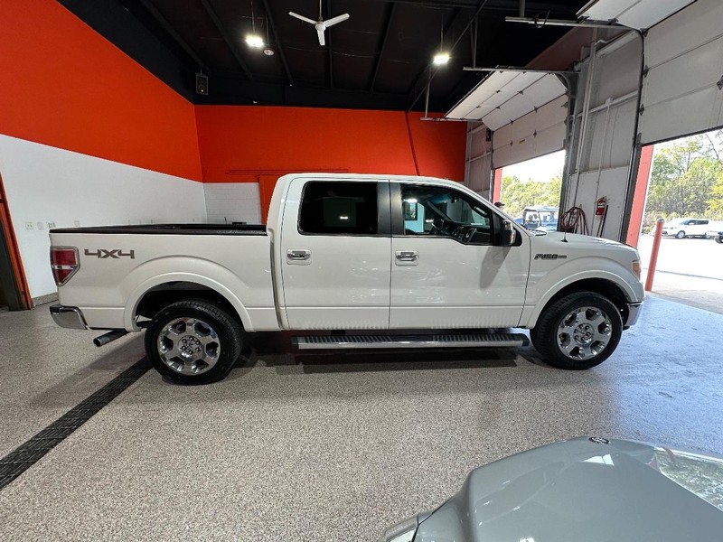 Ford F-150 Vehicle Full-screen Gallery Image 4