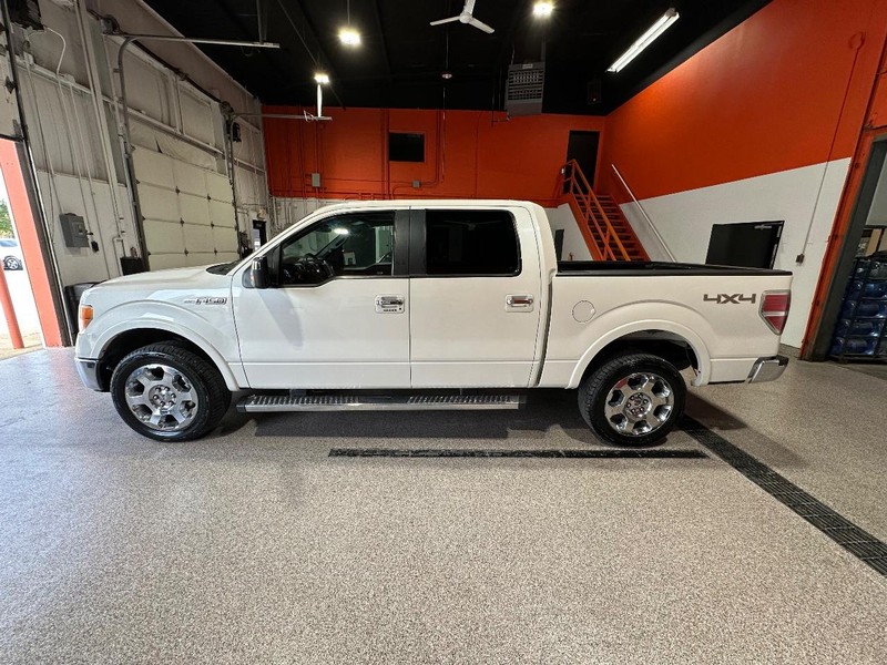 Ford F-150 Vehicle Full-screen Gallery Image 6