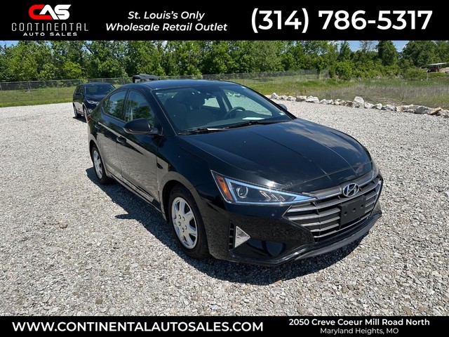 Hyundai Elantra SE - Maryland Heights MO