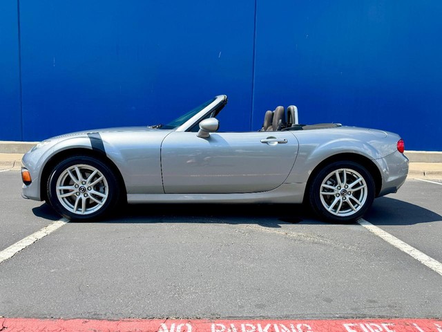 Mazda MX-5 Miata Sport convertible - Round Rock TX