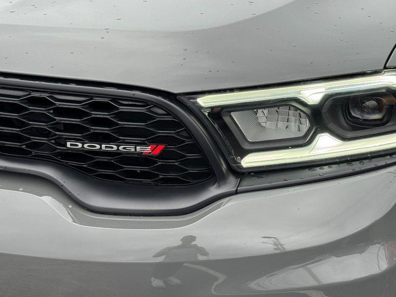 Dodge Durango Vehicle Image 12