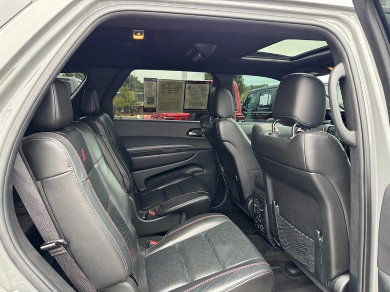 Dodge Durango Vehicle Image 18