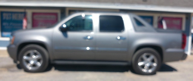 Chevrolet Avalanche LTZ - Kerrville TX