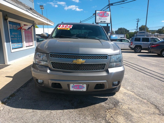 2012 Chevrolet Avalanche LTZ's photo
