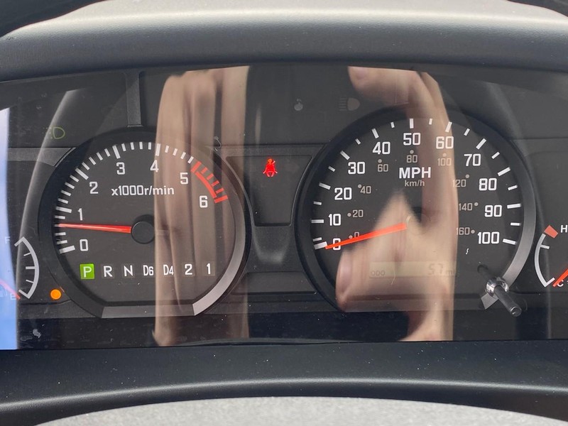 Chevrolet 4500 HG LCF Gas Vehicle Full-screen Gallery Image 9