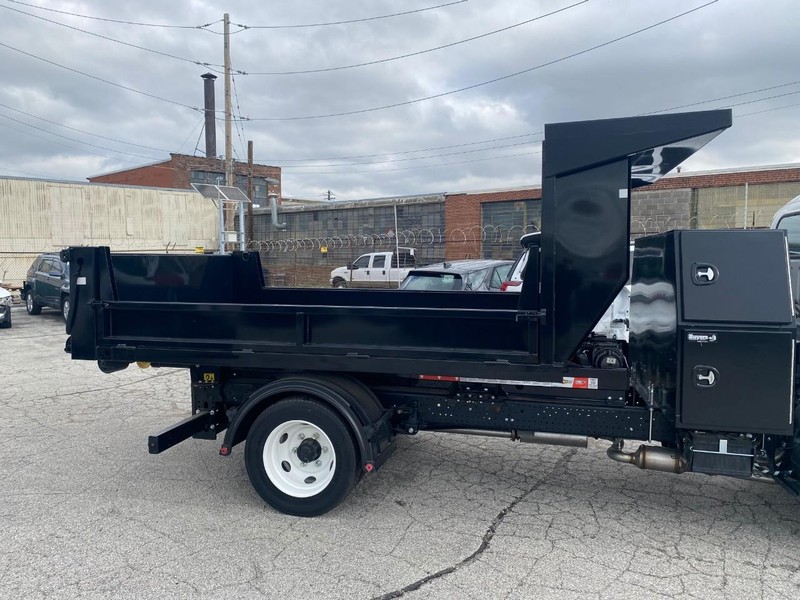 Chevrolet 4500 HG LCF Gas Vehicle Full-screen Gallery Image 7