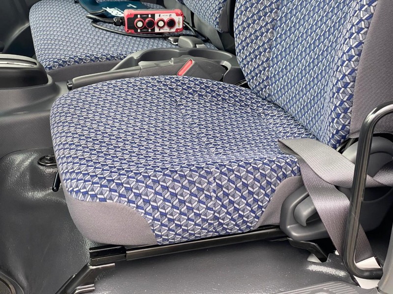 Chevrolet 4500 HG LCF Gas Vehicle Full-screen Gallery Image 11