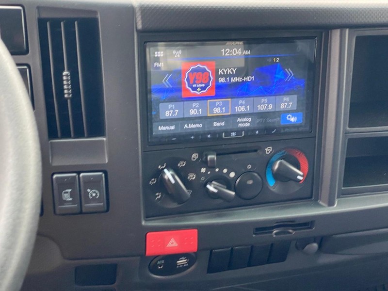 Chevrolet 4500 HG LCF Gas Vehicle Full-screen Gallery Image 12