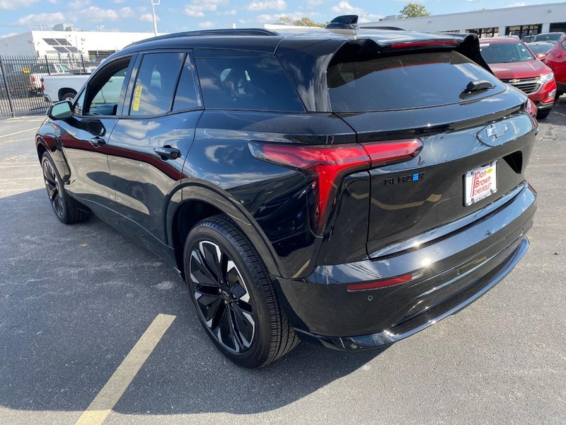 Chevrolet Blazer EV Vehicle Full-screen Gallery Image 7