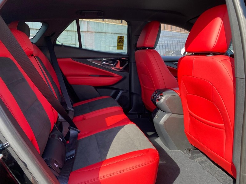 Chevrolet Blazer EV Vehicle Full-screen Gallery Image 15