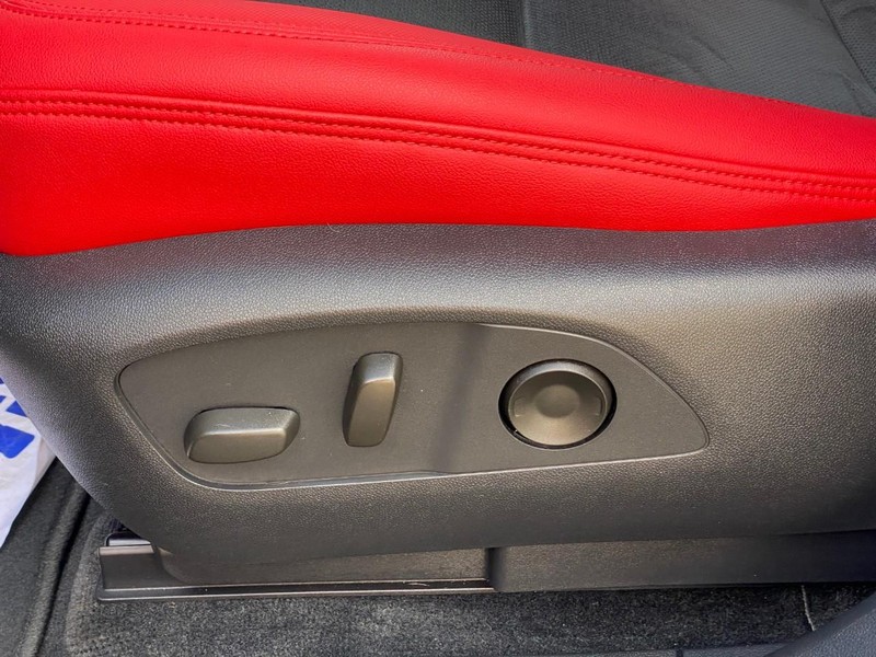 Chevrolet Blazer EV Vehicle Full-screen Gallery Image 24