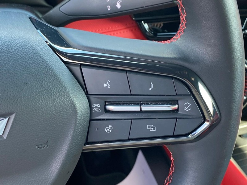 Chevrolet Blazer EV Vehicle Full-screen Gallery Image 26