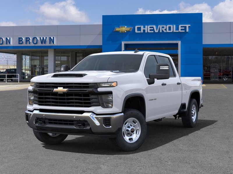 Chevrolet Silverado 2500 HD Vehicle Full-screen Gallery Image 6