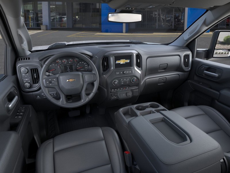 Chevrolet Silverado 2500 HD Vehicle Full-screen Gallery Image 15