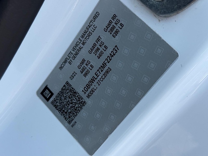 Chevrolet Silverado 2500HD Vehicle Full-screen Gallery Image 20