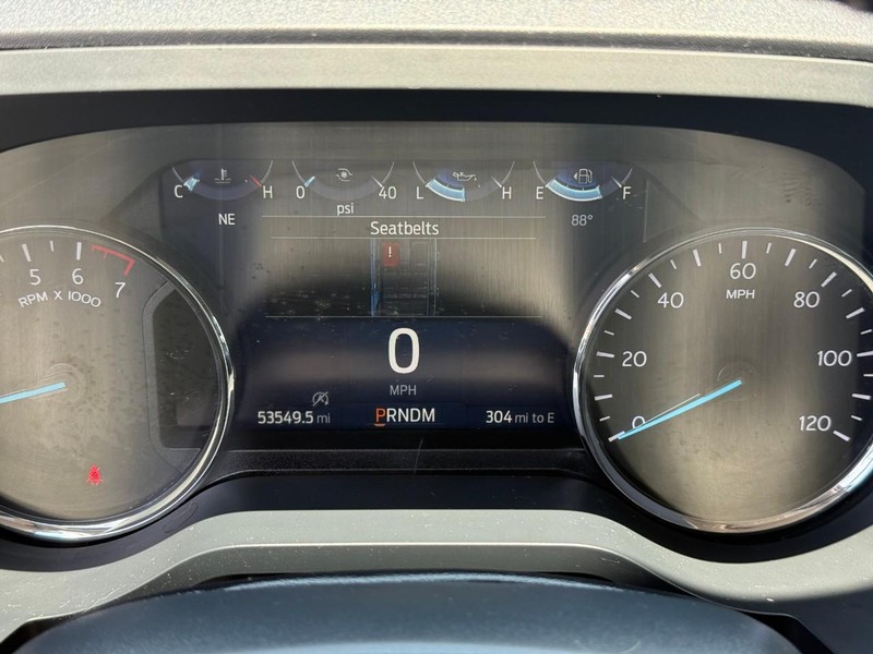 Ford Expedition Max Vehicle Full-screen Gallery Image 27