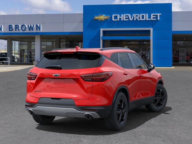 Chevrolet Blazer Vehicle Full-screen Gallery Image 4