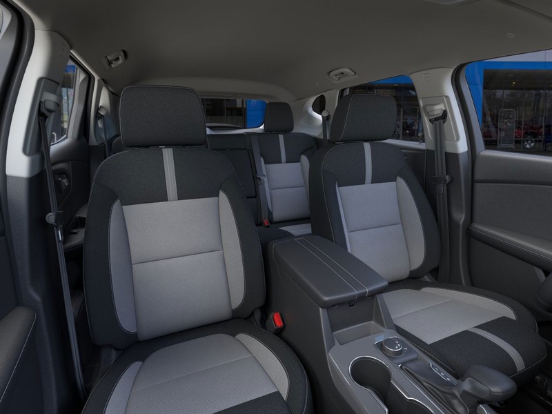 Chevrolet Blazer Vehicle Full-screen Gallery Image 16