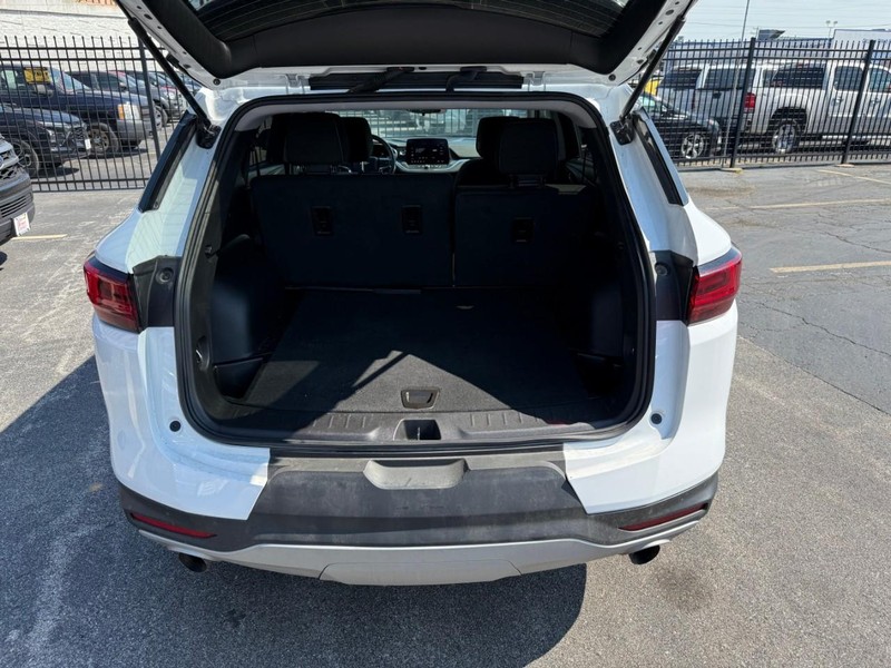 Chevrolet Blazer Vehicle Full-screen Gallery Image 8