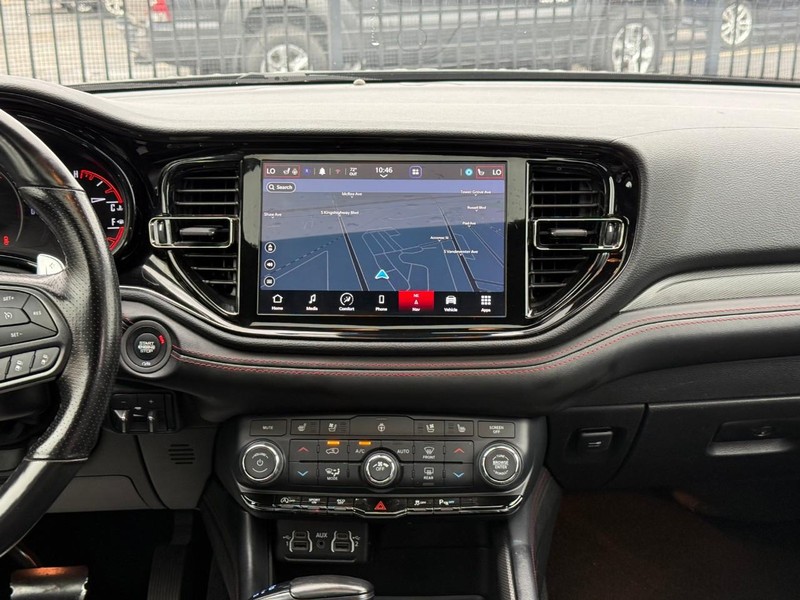 Dodge Durango Vehicle Full-screen Gallery Image 20