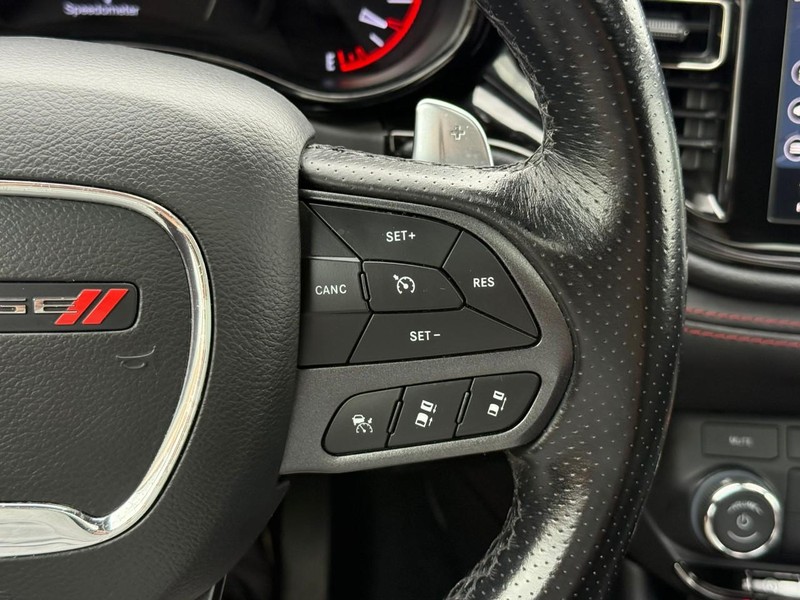 Dodge Durango Vehicle Full-screen Gallery Image 27