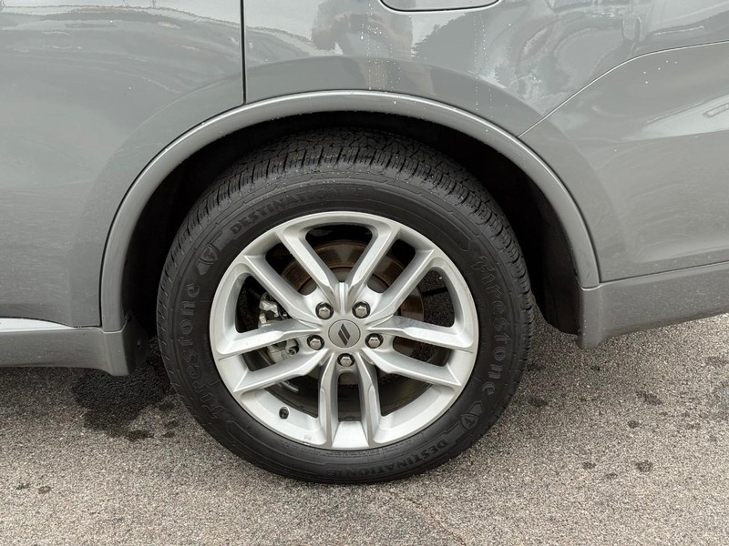 Dodge Durango Vehicle Full-screen Gallery Image 7