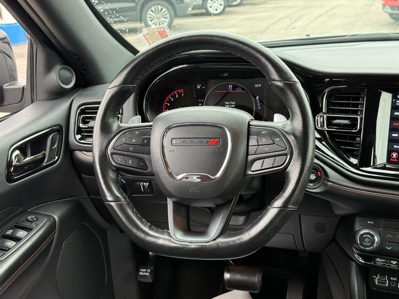 Dodge Durango Vehicle Full-screen Gallery Image 18