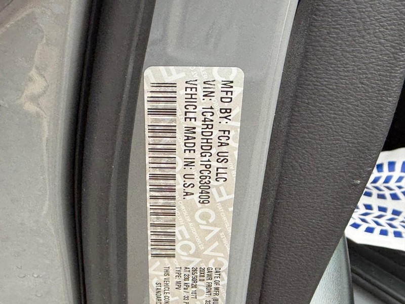 Dodge Durango Vehicle Full-screen Gallery Image 30