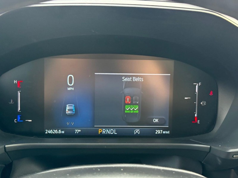 Ford Escape Vehicle Full-screen Gallery Image 26