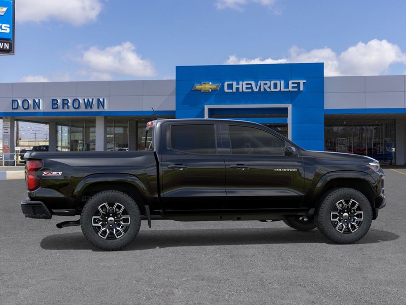 Chevrolet Colorado Vehicle Full-screen Gallery Image 5
