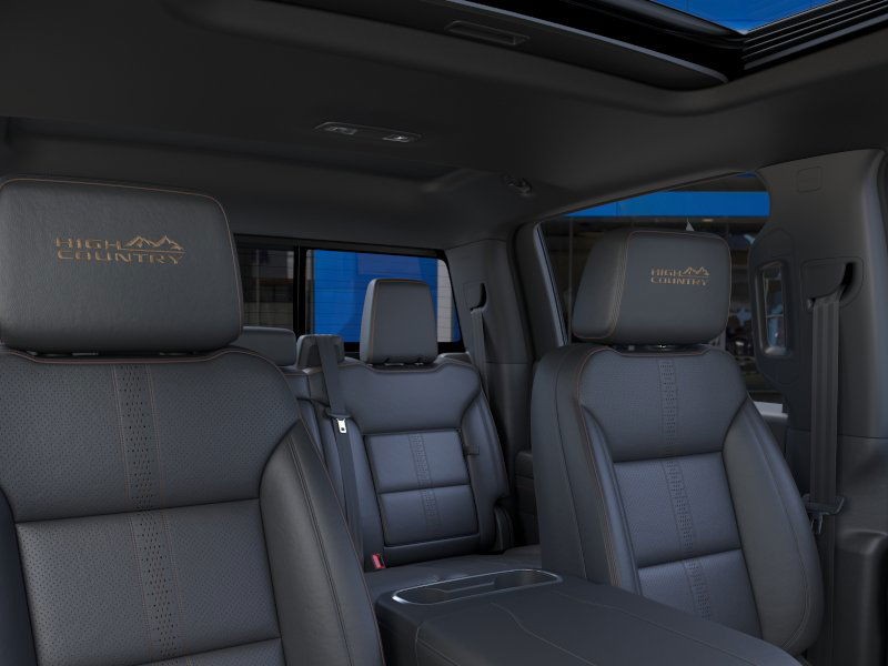 Chevrolet Silverado 1500 Vehicle Full-screen Gallery Image 24