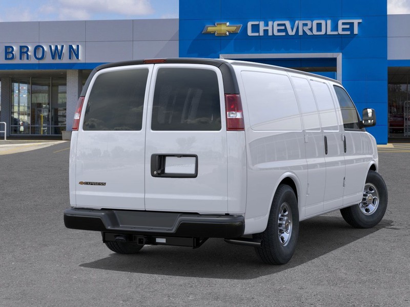 Chevrolet Express Cargo 2500 Vehicle Full-screen Gallery Image 4