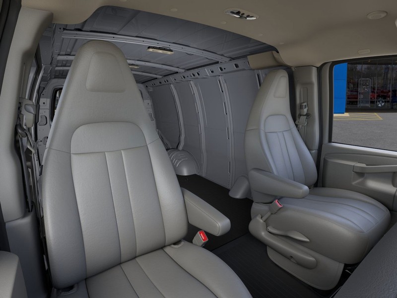 Chevrolet Express Cargo 2500 Vehicle Full-screen Gallery Image 16