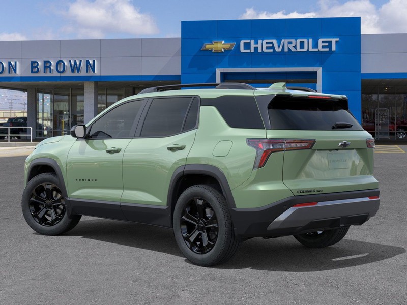 Chevrolet Equinox Vehicle Full-screen Gallery Image 3