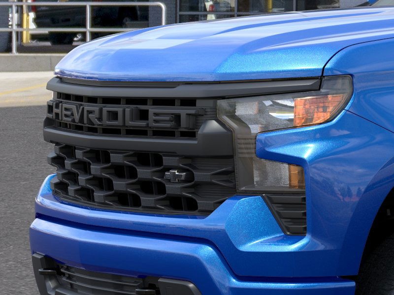 Chevrolet Silverado 1500 Vehicle Full-screen Gallery Image 13