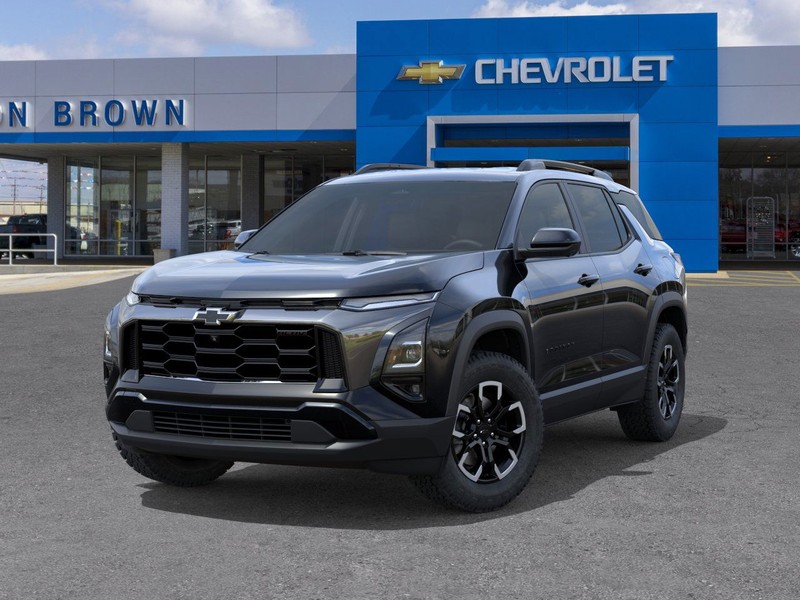 Chevrolet Equinox Vehicle Full-screen Gallery Image 6