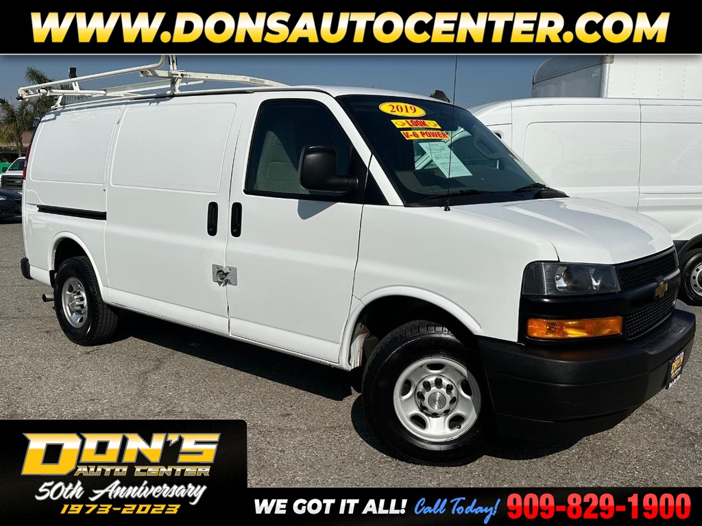 Chevrolet Express Cargo's photo