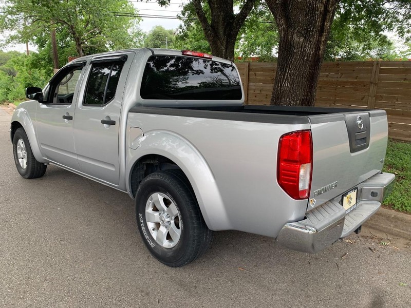 Nissan Frontier Vehicle Image 06