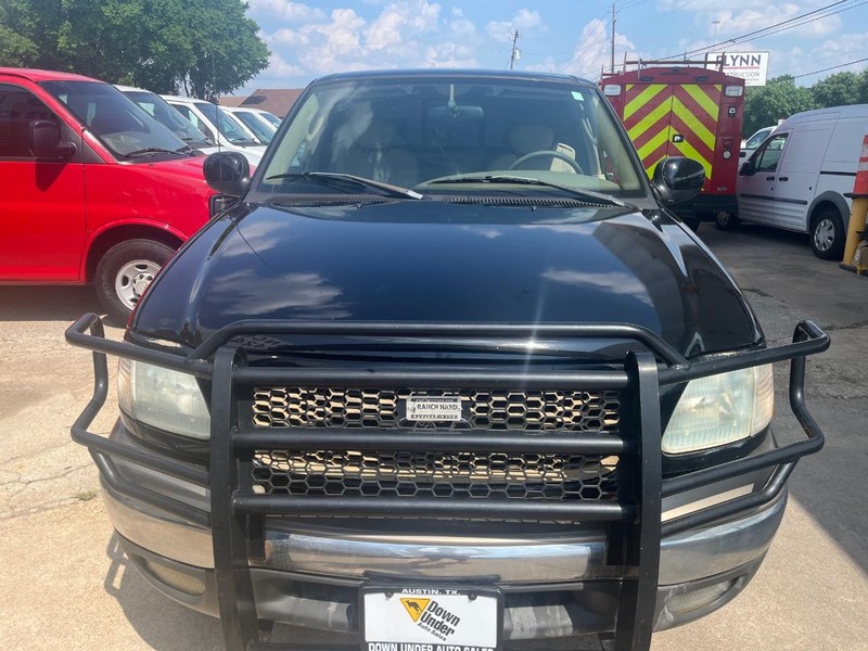 Ford F-150 Vehicle Image 02