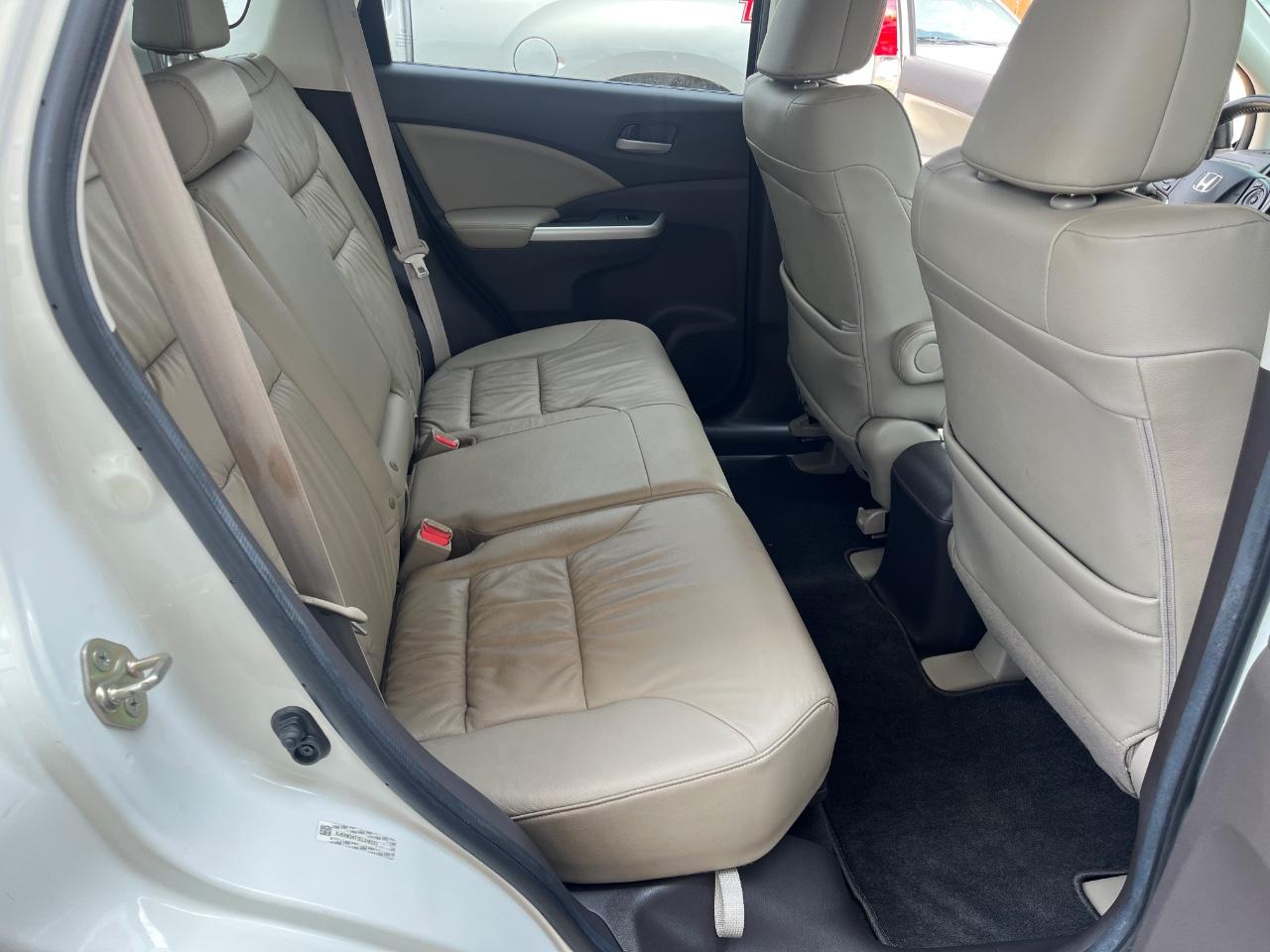 Honda CR-V Vehicle Image 09