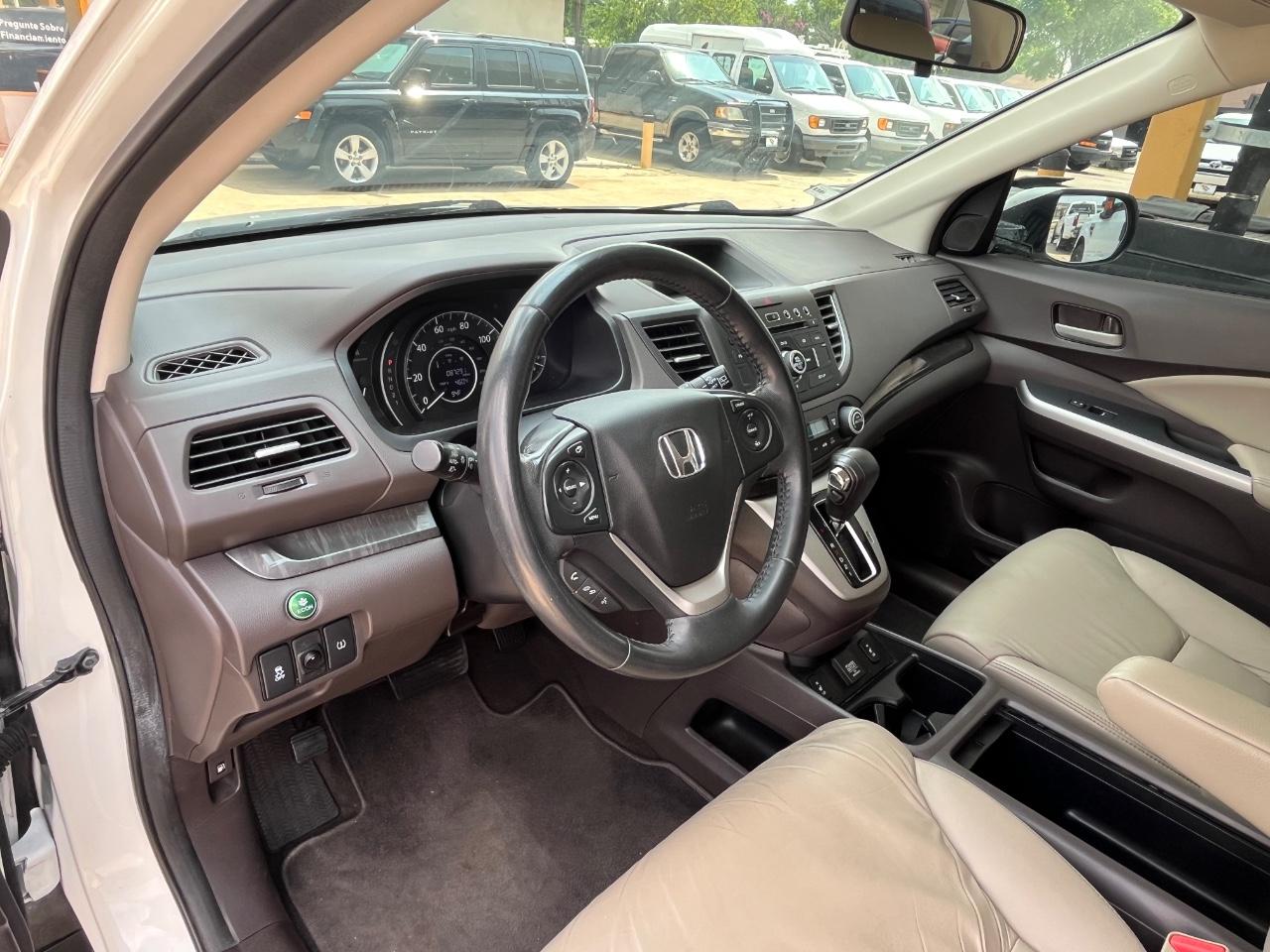Honda CR-V Vehicle Image 12