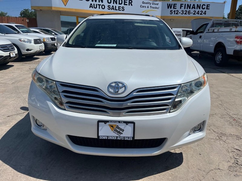 Toyota Venza Vehicle Image 02