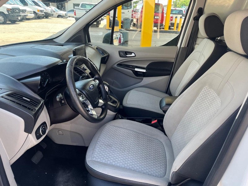 Ford Transit Connect Van Vehicle Image 07