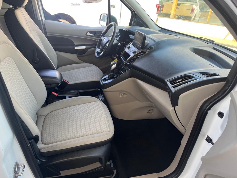 Ford Transit Connect Van Vehicle Image 08