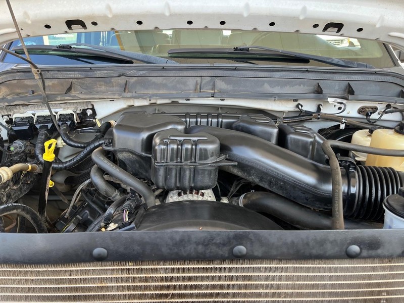 Ford Super Duty F-250 SRW Vehicle Image 07