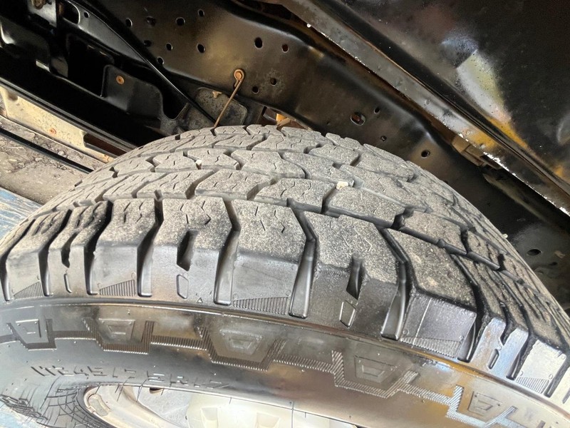 Ford Super Duty F-250 SRW Vehicle Image 12