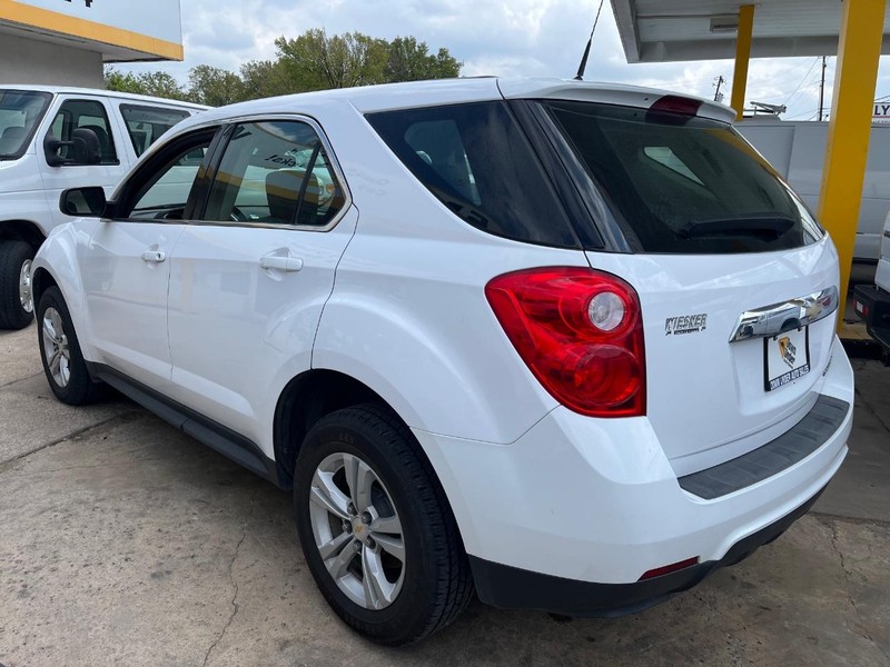 Chevrolet Equinox Vehicle Image 06