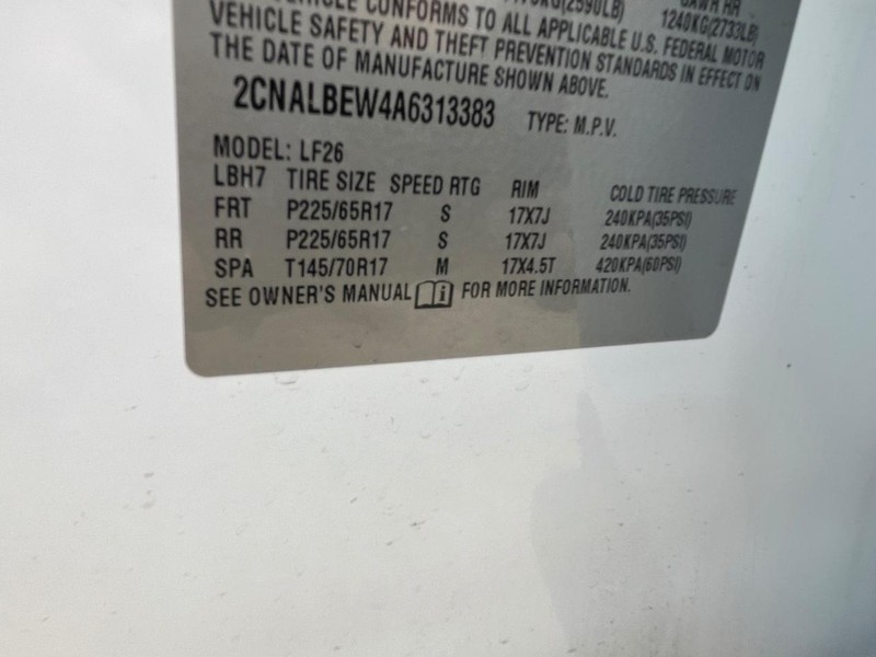 Chevrolet Equinox Vehicle Image 14